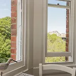 Apartment Carisbrooke