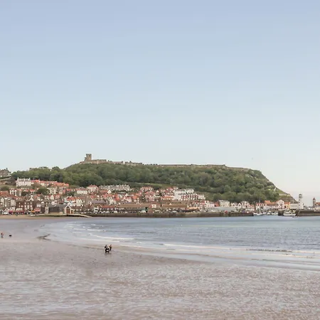 Carisbrooke Daire Scarborough