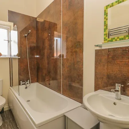 Carisbrooke Scarborough